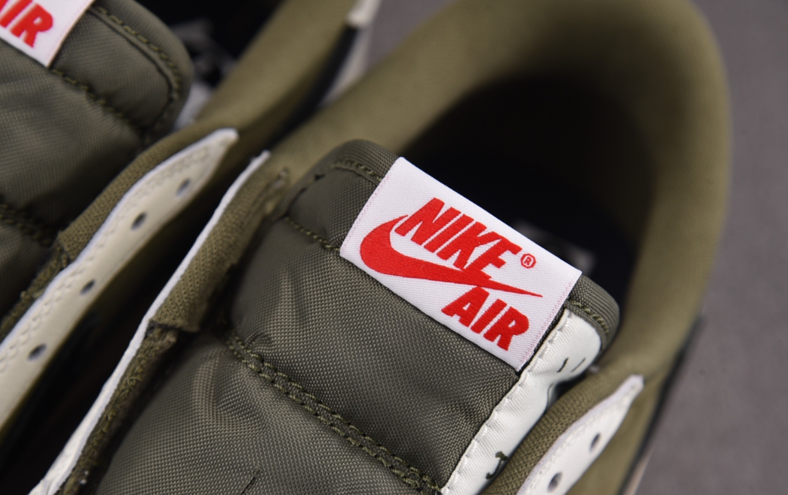 N. AJ1 스캇로우 리버스 올리브